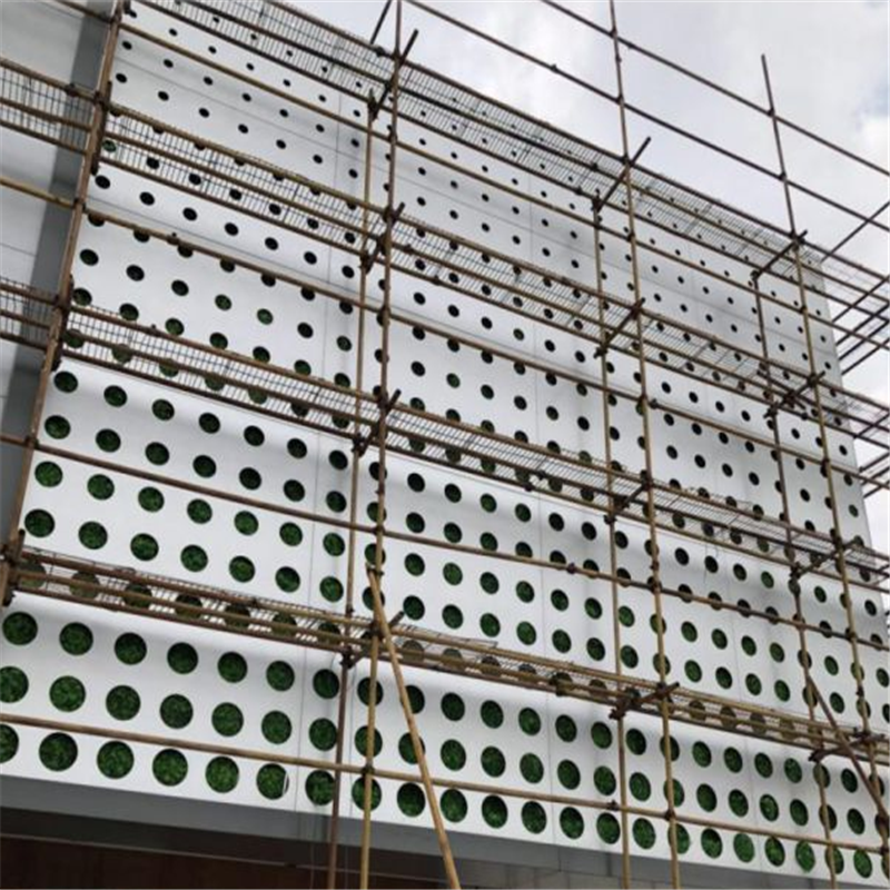 穿孔铝板是如何制造而成？